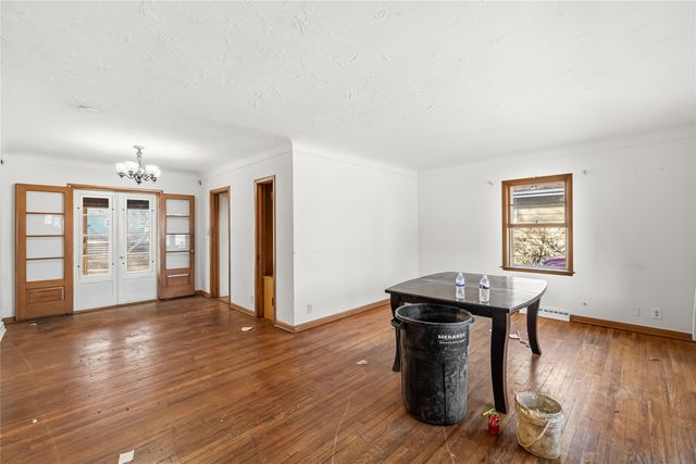 2814 48th Place, Des Moines, IA 50310