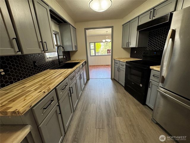 3110 86th Street Ct S, Lakewood, WA 98499