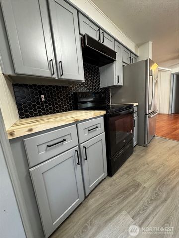 3110 86th Street Ct S, Lakewood, WA 98499