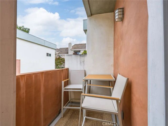 1225 E Grand Avenue B, El Segundo, CA 90245
