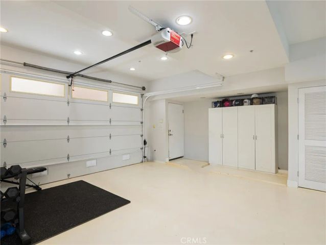 1225 E Grand Avenue B, El Segundo, CA 90245