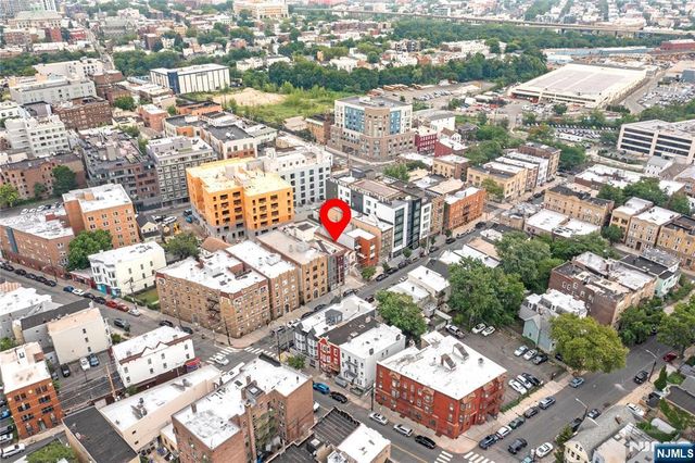 38 Vroom Street, Jersey City, NJ 07306
