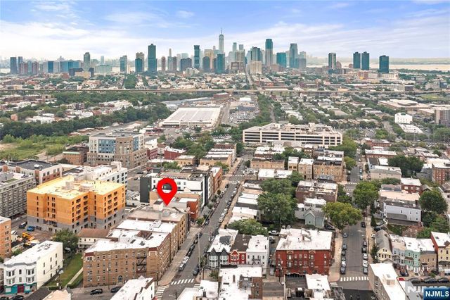 38 Vroom Street, Jersey City, NJ 07306