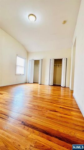 38 Vroom Street, Jersey City, NJ 07306