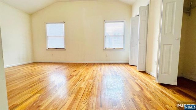38 Vroom Street, Jersey City, NJ 07306