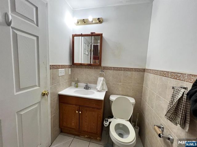 38 Vroom Street, Jersey City, NJ 07306