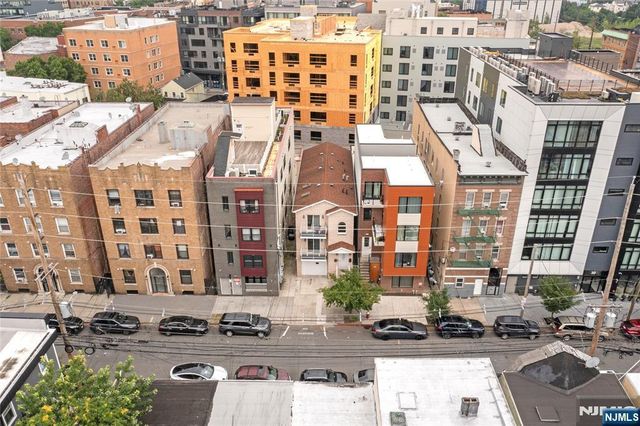 38 Vroom Street, Jersey City, NJ 07306