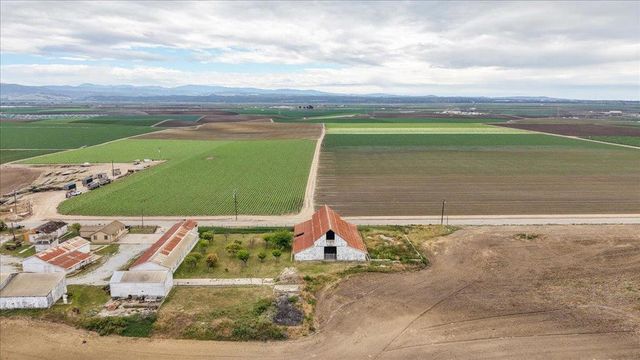 30 San Jon Road, Salinas, CA 93907