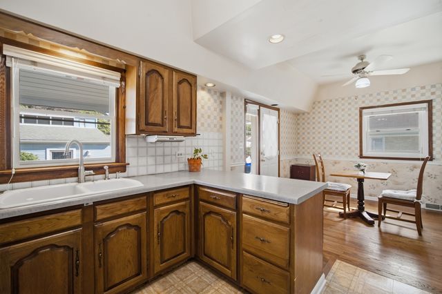 3831 N Octavia Avenue, Chicago, IL 60634