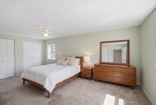 3831 N Octavia Avenue, Chicago, IL 60634