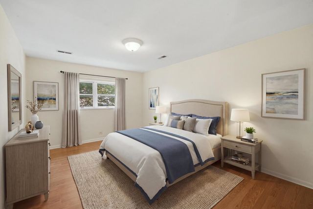 3831 N Octavia Avenue, Chicago, IL 60634