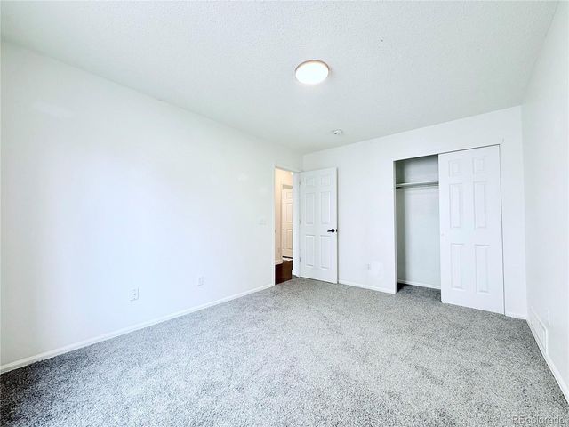 5910 S Valdai Way, Aurora, CO 80015
