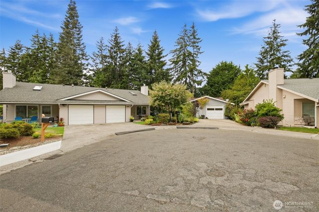 24849 13th Avenue S, Des Moines, WA 98198