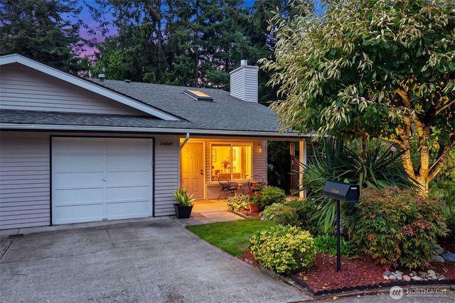 24849 13th Avenue S, Des Moines, WA 98198