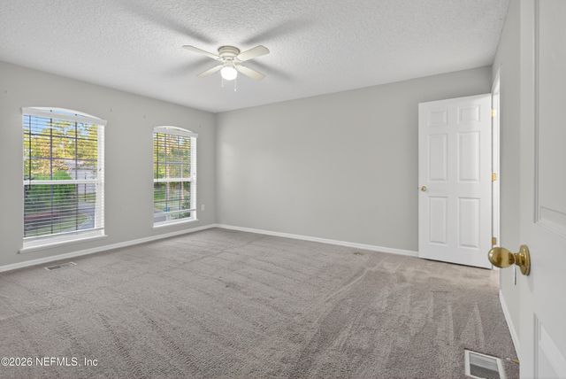 11816 LAKE BEND Circle, Jacksonville, FL 32218