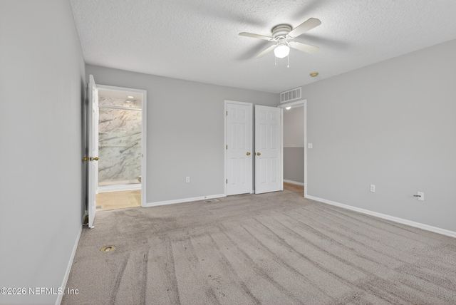 11816 LAKE BEND Circle, Jacksonville, FL 32218