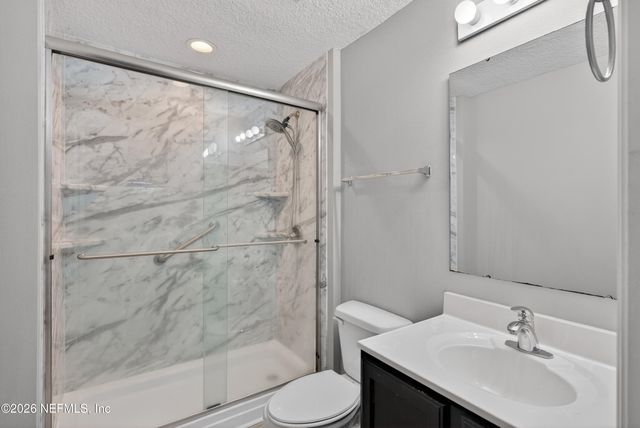 11816 LAKE BEND Circle, Jacksonville, FL 32218