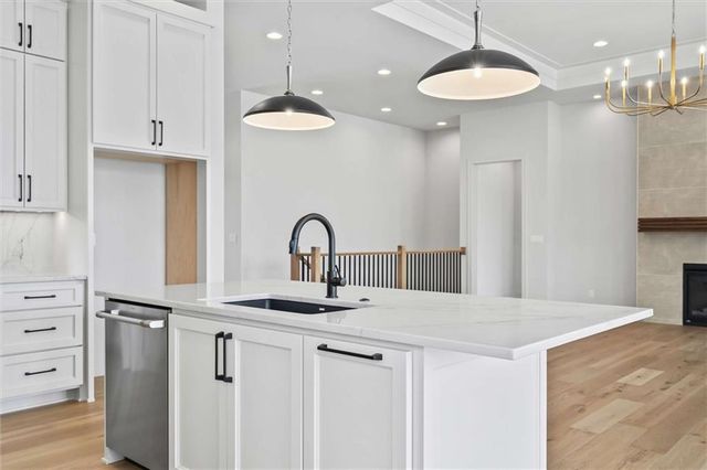 2944 W 133rd Terrace, Leawood, KS 66209
