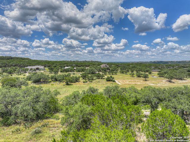 1147 Mission, Canyon Lake, TX 78133