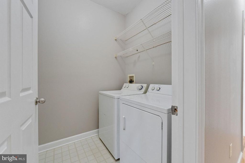 Image 24 of property listing at 501 HUNGERFORD DR #144, Rockville, MD 20850