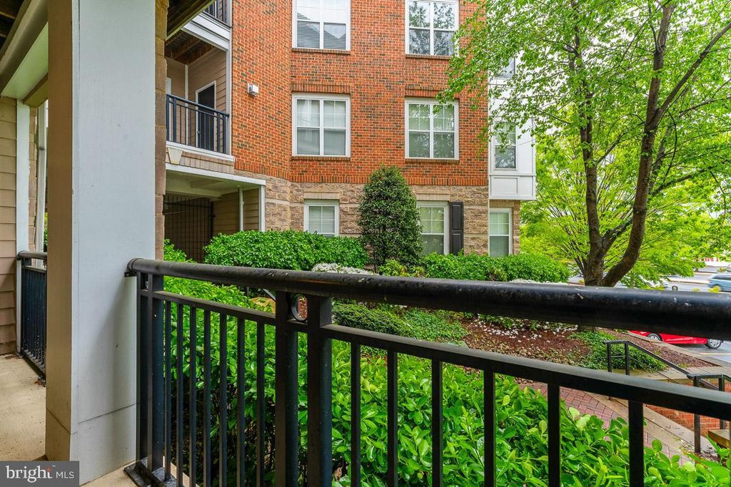 Image 35 of property listing at 501 HUNGERFORD DR #144, Rockville, MD 20850
