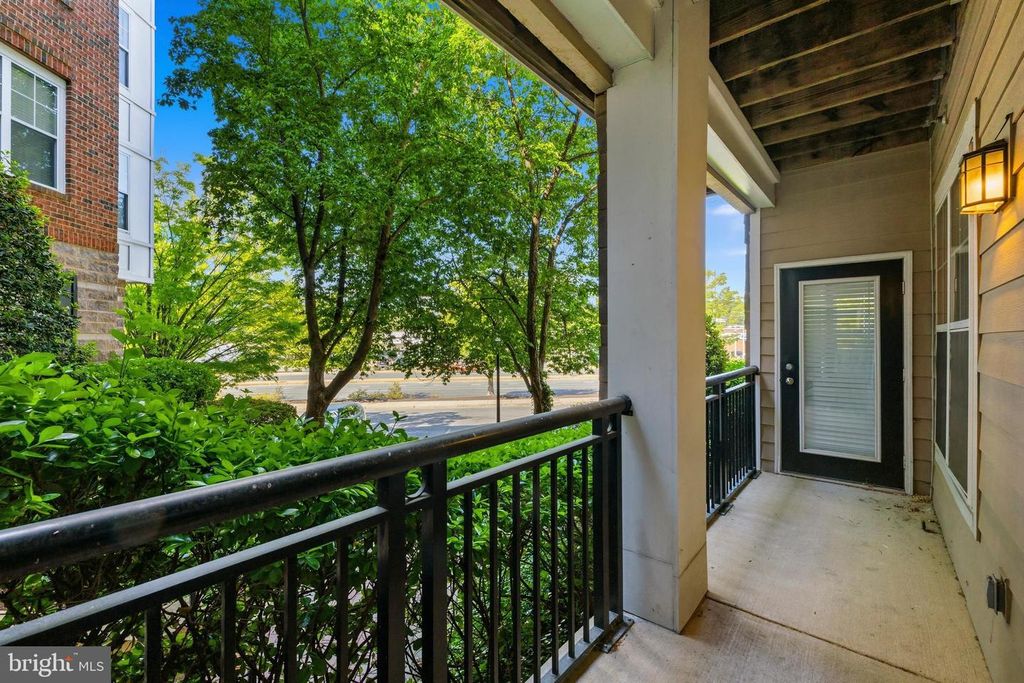 Image 39 of property listing at 501 HUNGERFORD DR #144, Rockville, MD 20850
