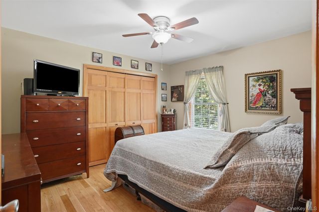9 Rocky Road, Red Hook, NY 12571