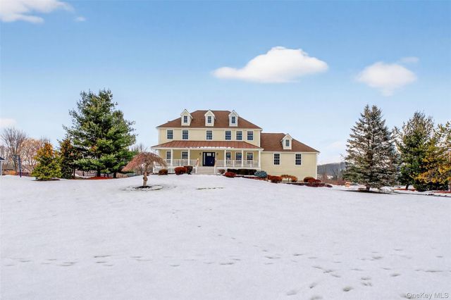 52 Cunningham Drive, Lagrangeville, NY 12540