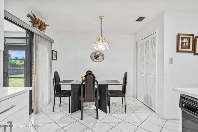 622 Altona Street NW, Palm Bay, FL 32907
