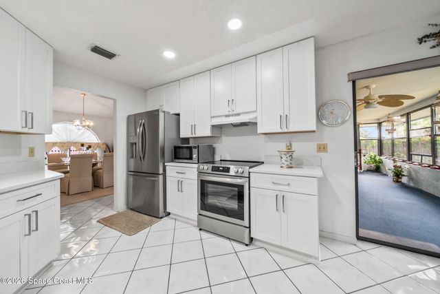 622 Altona Street NW, Palm Bay, FL 32907