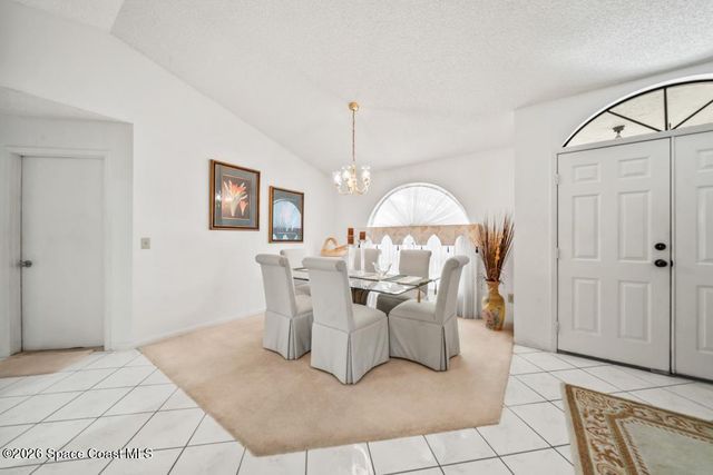 622 Altona Street NW, Palm Bay, FL 32907