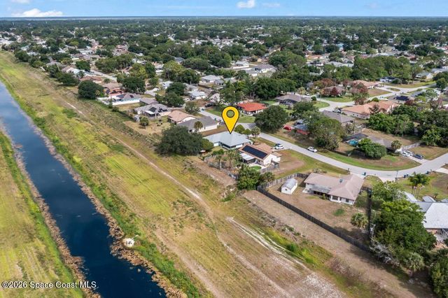 622 Altona Street NW, Palm Bay, FL 32907