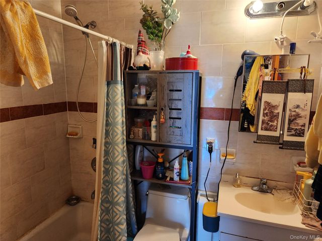 138-10 35th Avenue 5, Flushing, NY 11354