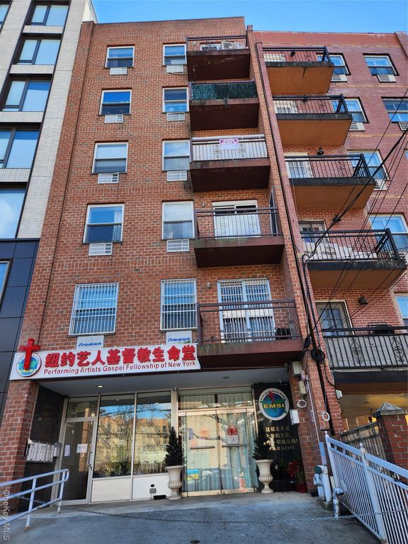 138-10 35th Avenue 5, Flushing, NY 11354