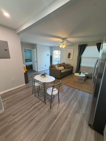 615 SW 14th Avenue 1-2, Fort Lauderdale, FL 33312