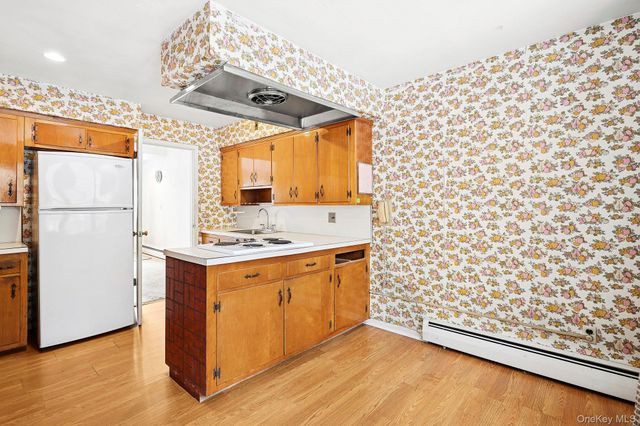 225 Port Washington Boulevard, Port Washington, NY 11050