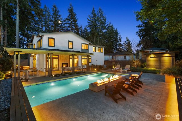 10833 104th Avenue NE, Kirkland, WA 98033