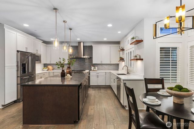 10833 104th Avenue NE, Kirkland, WA 98033