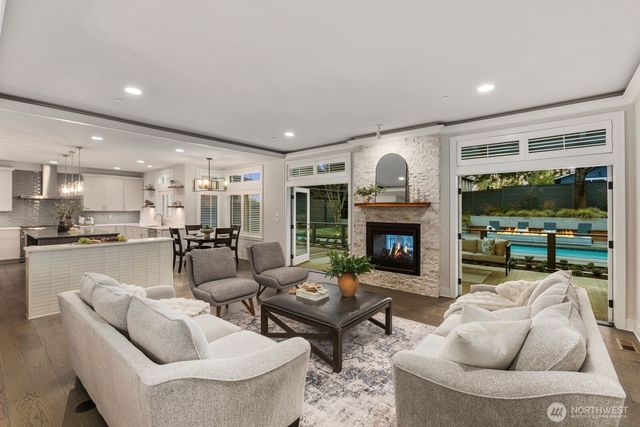 10833 104th Avenue NE, Kirkland, WA 98033