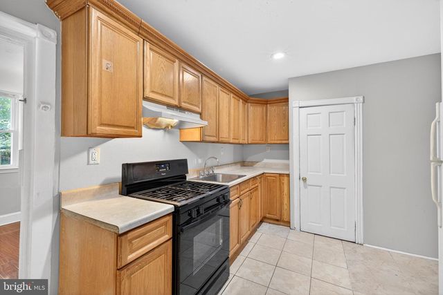 241 CHERRY ST, Sharon Hill, PA 19079