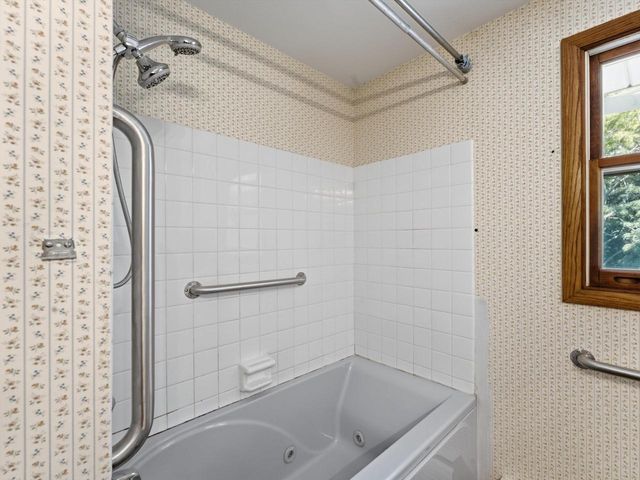 W6333 Burkshire LANE, Plymouth, WI 53073