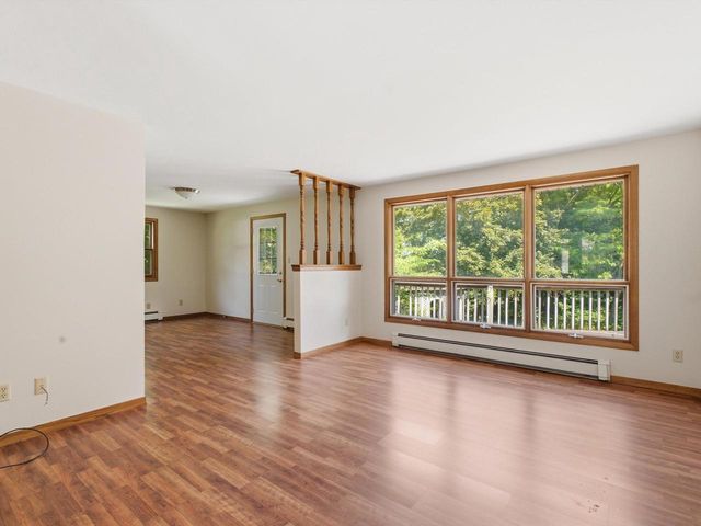 W6333 Burkshire LANE, Plymouth, WI 53073