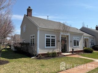 71 winthrop Road, Monroe, NJ 08831
