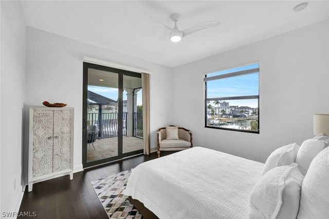 494 Seagull AVE, Naples, FL 34108