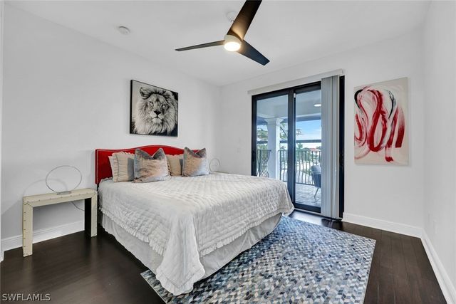 494 Seagull AVE, Naples, FL 34108