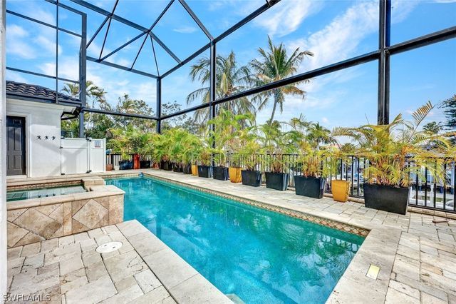 494 Seagull AVE, Naples, FL 34108