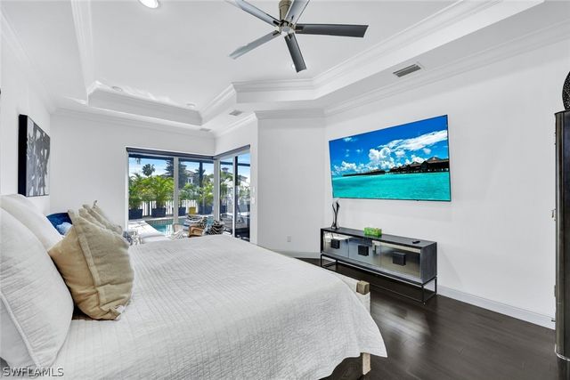 494 Seagull AVE, Naples, FL 34108