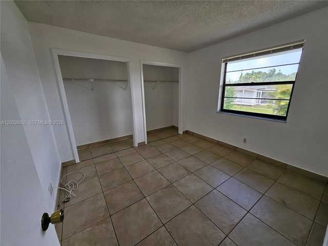4149 SW 52nd St 1, Dania Beach, FL 33314