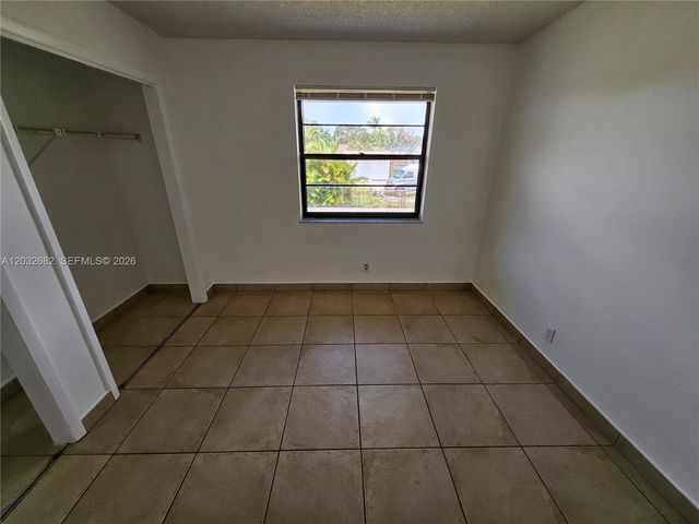 4149 SW 52nd St 1, Dania Beach, FL 33314