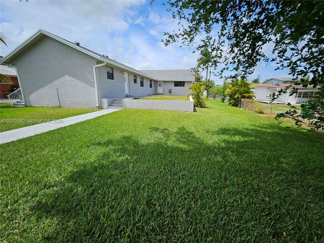 4149 SW 52nd St 1, Dania Beach, FL 33314